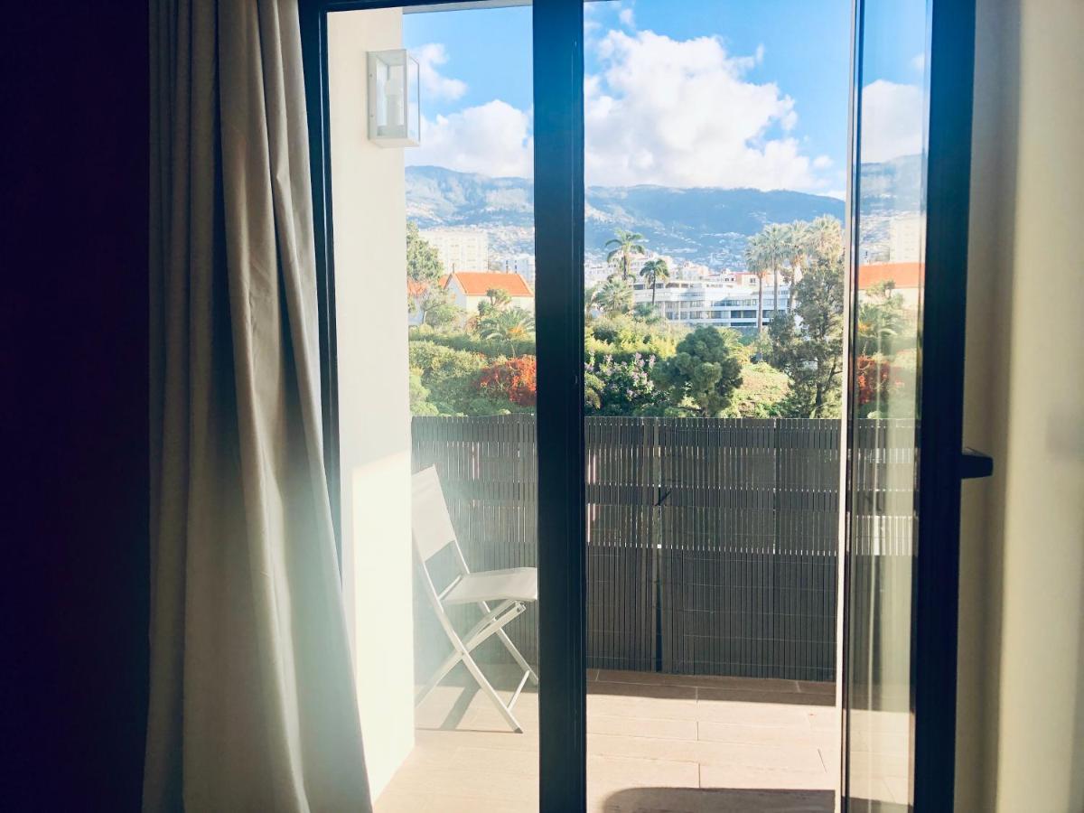 Blue River - Rua Dr Pita - Rooms Near Jardim Magnolia Funchal  Exteriör bild